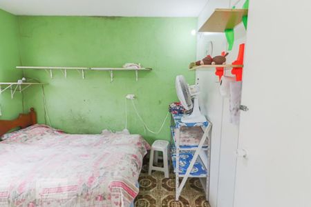 Casa à venda com 330m², 6 quartos e 2 vagasQuarto 4