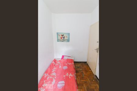 Quarto 2 de casa à venda com 6 quartos, 330m² em Jardim Ester Yolanda, São Paulo