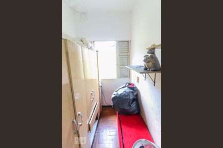 Quarto 2 de casa à venda com 6 quartos, 330m² em Jardim Ester Yolanda, São Paulo