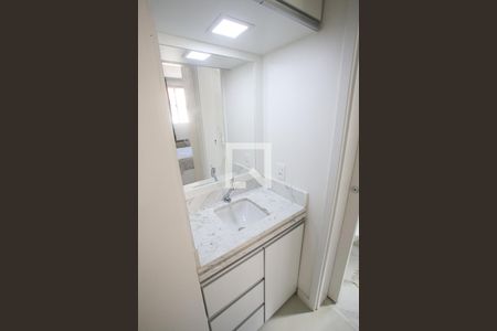 Banheiro - Torneira de apartamento para alugar com 2 quartos, 52m² em Taquara, Rio de Janeiro