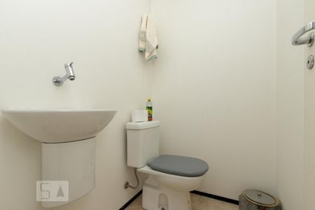 Banheiro de apartamento à venda com 4 quartos, 142m² em Perdizes, São Paulo
