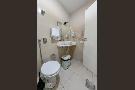 Casa para alugar com 300m², 7 quartos e 7 vagasBanheiro Social