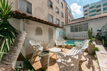 Casa para alugar com 300m², 7 quartos e 7 vagasPiscina