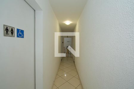 CORREDOR de casa à venda com 5 quartos, 300m² em Prado, Belo Horizonte