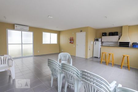 Apartamento à venda com 40m², 2 quartos e 1 vaga Apartamento à venda com 40m², 2 quartos e 1 vagaÁrea comum - Salão de festas