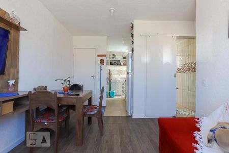 Sala de apartamento à venda com 2 quartos, 40m² em Mário Quintana, Porto Alegre