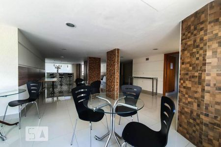 Apartamento à venda com 52m², 2 quartos e 1 vaga Apartamento à venda com 52m², 2 quartos e 1 vagaSalão de Festas