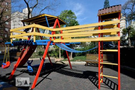 Apartamento à venda com 52m², 2 quartos e 1 vaga Apartamento à venda com 52m², 2 quartos e 1 vagaPlayground