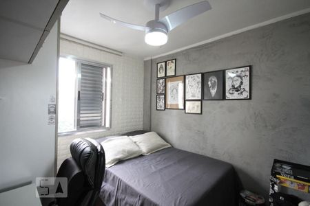 Quarto 1 de apartamento à venda com 2 quartos, 52m² em Jardim Celeste, São Paulo