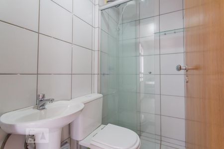 Banheiro de kitnet/studio para alugar com 1 quarto, 28m² em Asa Sul, Brasília
