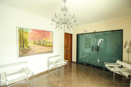 Apartamento à venda com 175m², 4 quartos e 4 vagasHall Social