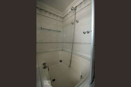 Apartamento à venda com 175m², 4 quartos e 4 vagasBanheiro Quarto 4 - Suíte