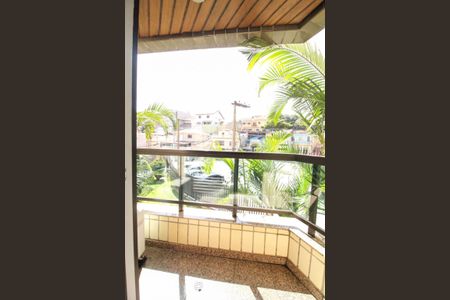 Apartamento à venda com 175m², 4 quartos e 4 vagasVaranda Quarto 1