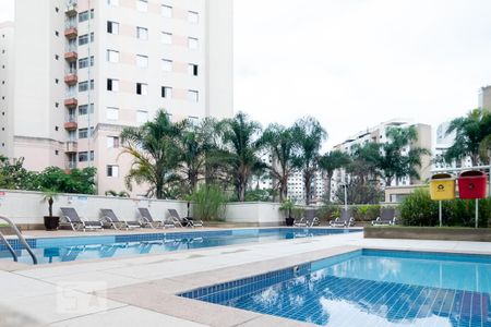 Apartamento para alugar com 49m², 2 quartos e 1 vagaPiscina