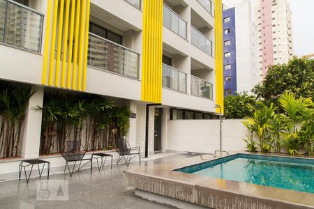 Apartamento para alugar com 26m², 1 quarto e sem vagaÁrea comum - Piscina