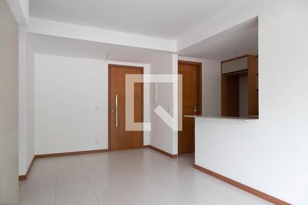 Sala de apartamento para alugar com 2 quartos, 100m² em Recreio dos Bandeirantes, Rio de Janeiro