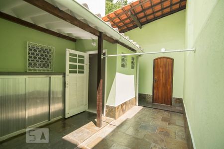 Casa de condomínio para alugar com 118m², 3 quartos e 2 vagas Casa de condomínio para alugar com 118m², 3 quartos e 2 vagasÁrea de Serviço