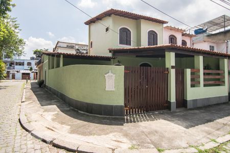 Casa de condomínio para alugar com 118m², 3 quartos e 2 vagas Casa de condomínio para alugar com 118m², 3 quartos e 2 vagasÁrea Externa