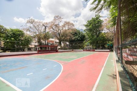Casa de condomínio para alugar com 118m², 3 quartos e 2 vagas Casa de condomínio para alugar com 118m², 3 quartos e 2 vagasCondomínio