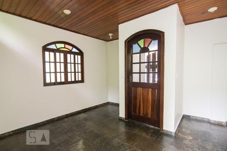 Quarto Independente de casa de condomínio para alugar com 3 quartos, 118m² em Anil, Rio de Janeiro