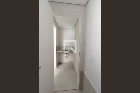 Banheiro de casa para alugar com 1 quarto, 67m² em Jardim Trussardi, São Paulo