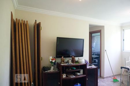 Sala de apartamento para alugar com 2 quartos, 52m² em Vila Silvia, São Paulo