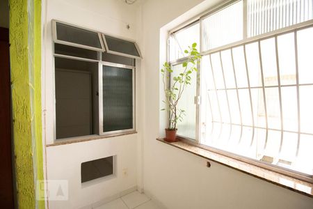 Sala de apartamento à venda com 1 quarto, 45m² em Icaraí, Niterói