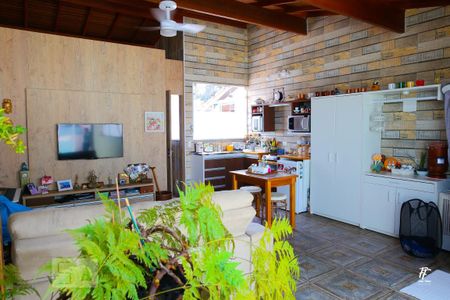 Apartamento à venda com 172m², 4 quartos e 2 vagasCobertura Sala