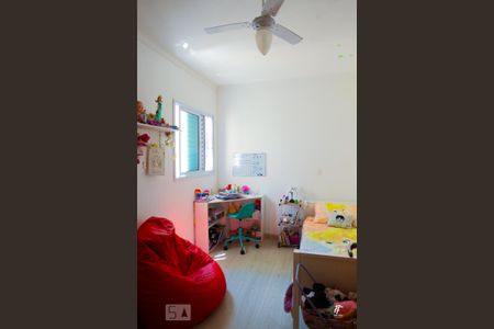 Apartamento à venda com 172m², 4 quartos e 2 vagasQuarto 2