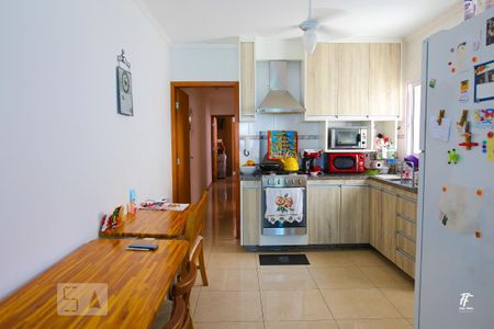 Apartamento à venda com 172m², 4 quartos e 2 vagasCozinha