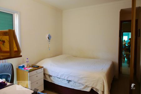 Suite de apartamento à venda com 4 quartos, 172m² em Vila Scarpelli, Santo André