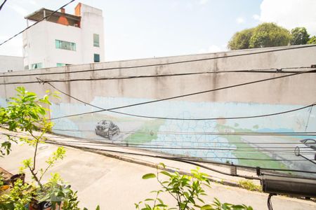 Casa à venda com 144m², 3 quartos e 2 vagas Casa à venda com 144m², 3 quartos e 2 vagasLavabo