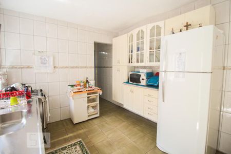 Casa à venda com 144m², 3 quartos e 2 vagas Casa à venda com 144m², 3 quartos e 2 vagasCozinha