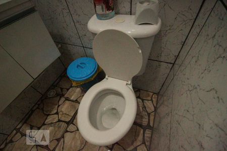 Casa à venda com 144m², 3 quartos e 2 vagas Casa à venda com 144m², 3 quartos e 2 vagasLavabo