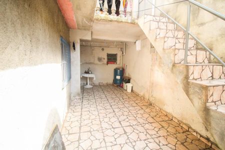 Casa à venda com 144m², 3 quartos e 2 vagas Casa à venda com 144m², 3 quartos e 2 vagasQuintal