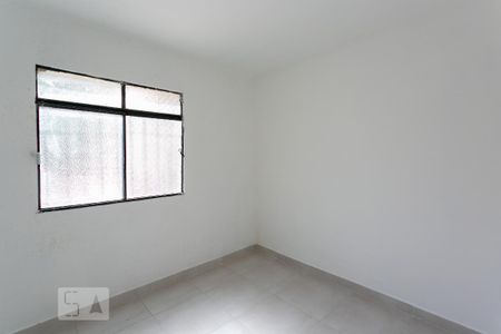 Quarto 1 de apartamento para alugar com 2 quartos, 45m² em Santa Tereza, Belo Horizonte