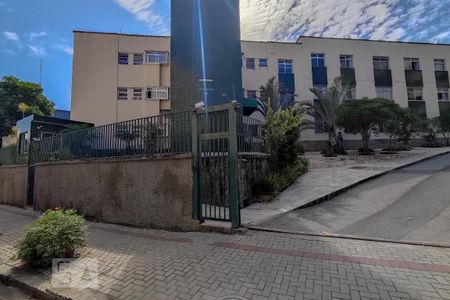 Fachada de apartamento para alugar com 2 quartos, 45m² em Santa Tereza, Belo Horizonte