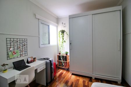 Apartamento à venda com 180m², 3 quartos e 2 vagasQuarto 2