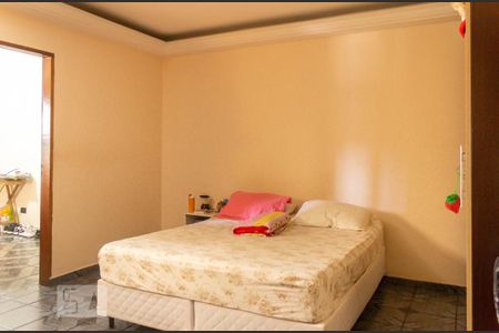 Casa à venda com 285m², 3 quartos e 3 vagas Casa à venda com 285m², 3 quartos e 3 vagasQuarto 1