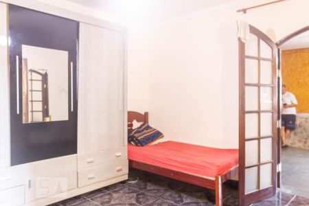 Casa à venda com 285m², 3 quartos e 3 vagas Casa à venda com 285m², 3 quartos e 3 vagasSuíte 2