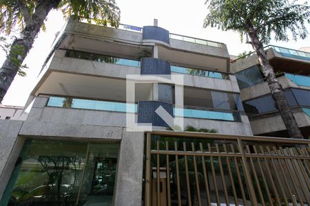 Apartamento para alugar com 205m², 3 quartos e 2 vagas Apartamento para alugar com 205m², 3 quartos e 2 vagasFachada do Prédio