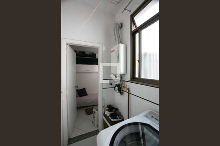 Apartamento para alugar com 205m², 3 quartos e 2 vagas Apartamento para alugar com 205m², 3 quartos e 2 vagasÁrea de Serviço