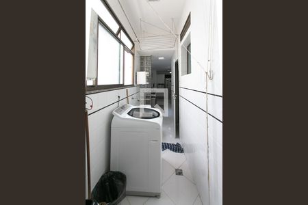 Apartamento para alugar com 205m², 3 quartos e 2 vagas Apartamento para alugar com 205m², 3 quartos e 2 vagasÁrea de Serviço