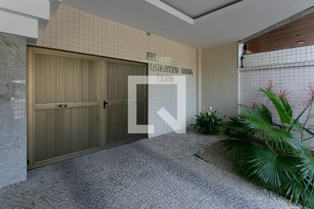 Apartamento para alugar com 205m², 3 quartos e 2 vagas Apartamento para alugar com 205m², 3 quartos e 2 vagasEntrada