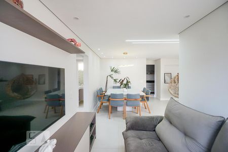 Sala de TV de apartamento à venda com 2 quartos, 84m² em Vila Mafra, São Paulo