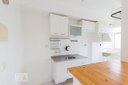 Apartamento à venda com 50m², 2 quartos e 1 vaga Apartamento à venda com 50m², 2 quartos e 1 vagaCozinha e Área de Serviço