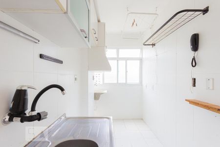 Apartamento à venda com 50m², 2 quartos e 1 vaga Apartamento à venda com 50m², 2 quartos e 1 vagaCozinha e Área de Serviço