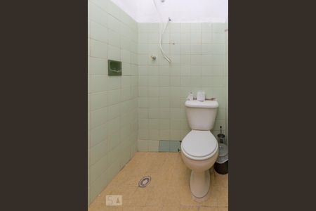 Casa à venda com 110m², 3 quartos e 1 vaga Casa à venda com 110m², 3 quartos e 1 vagaBanheiro de Serviço