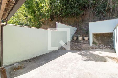 Casa à venda com 180m², 2 quartos e 1 vagaTerraço - Quintal