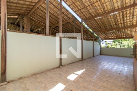 Casa à venda com 180m², 2 quartos e 1 vagaTerraço